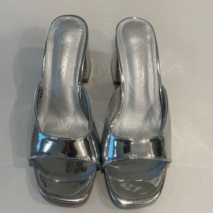 Boohoo Metallic Sliver Slides